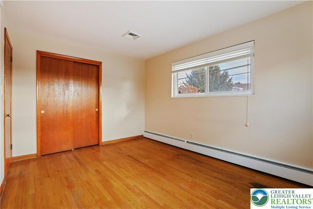 442 Avon Street, Palmer Twp, PA 18045