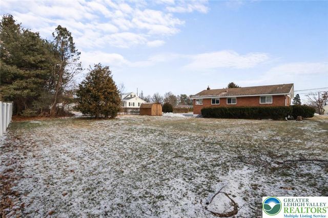 442 Avon Street, Palmer Twp, PA 18045