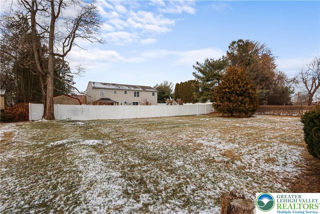 442 Avon Street, Palmer Twp, PA 18045