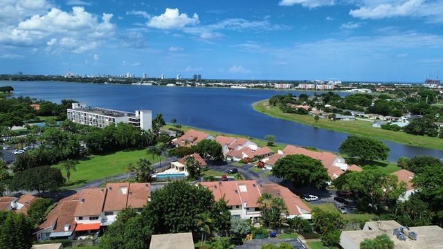 1700 EMBASSY Drive 408, West Palm Beach, FL 33401
