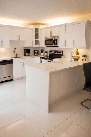 1700 EMBASSY Drive 408, West Palm Beach, FL 33401