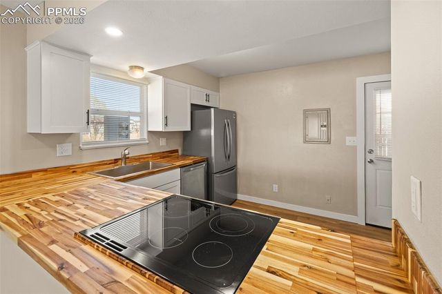 2429 Cherokee Park Place, Colorado Springs, CO 80915