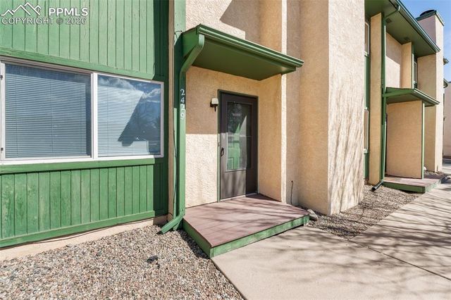 2429 Cherokee Park Place, Colorado Springs, CO 80915