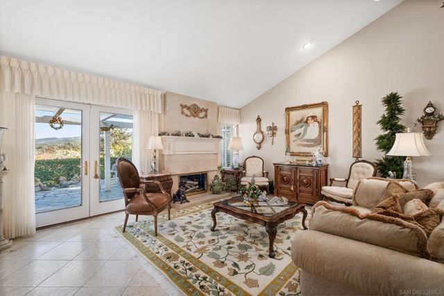 1169 Calle Del Baston, San Marcos, CA 92078