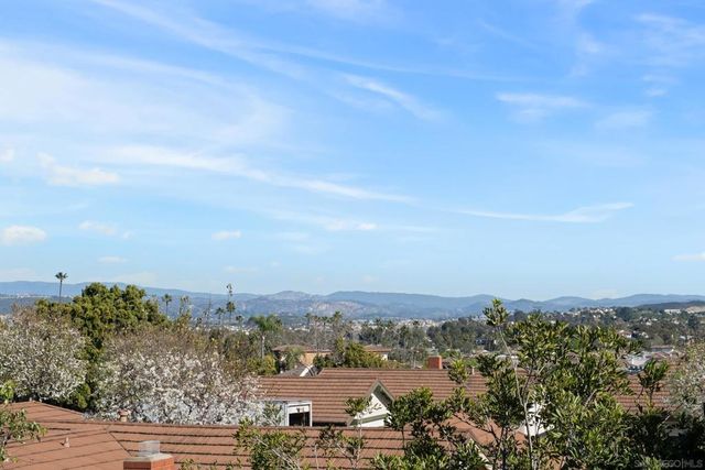 1169 Calle Del Baston, San Marcos, CA 92078