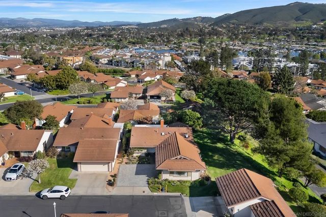 1169 Calle Del Baston, San Marcos, CA 92078