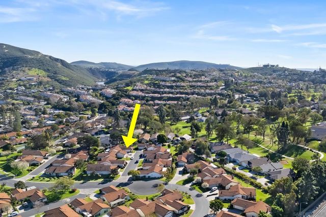 1169 Calle Del Baston, San Marcos, CA 92078