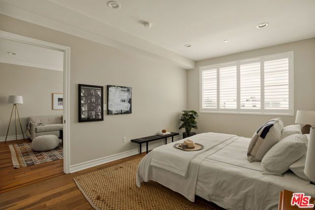 837 N Hudson Avenue 402, Los Angeles, CA 90038