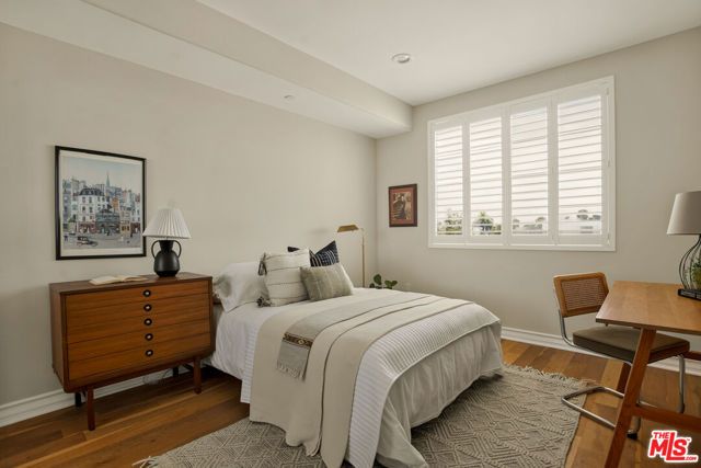 837 N Hudson Avenue 402, Los Angeles, CA 90038