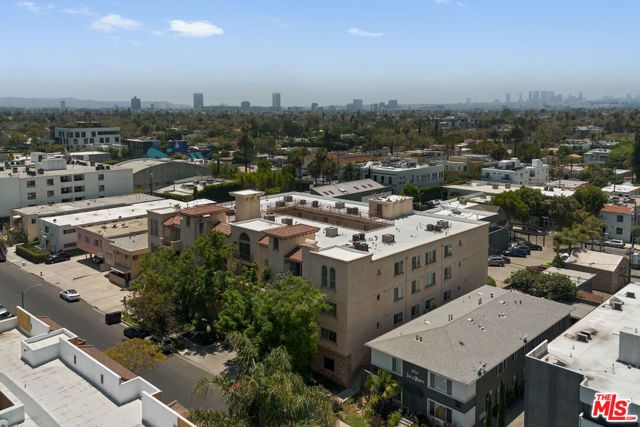 837 N Hudson Avenue 402, Los Angeles, CA 90038