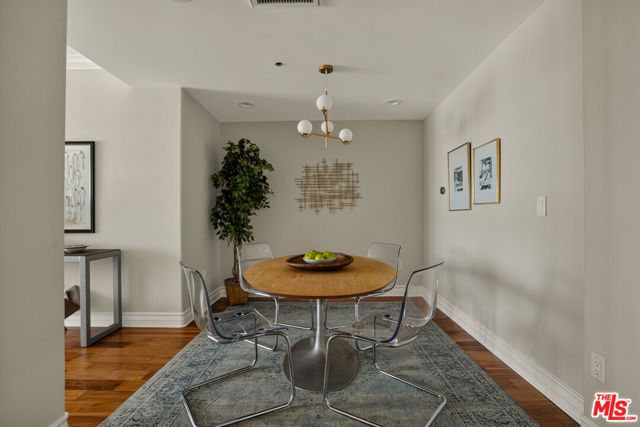 837 N Hudson Avenue 402, Los Angeles, CA 90038