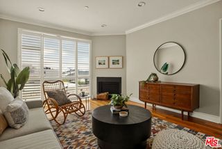 837 N Hudson Avenue 402, Los Angeles, CA 90038