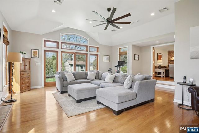84 Westland Road, Cedar Grove, NJ 07009