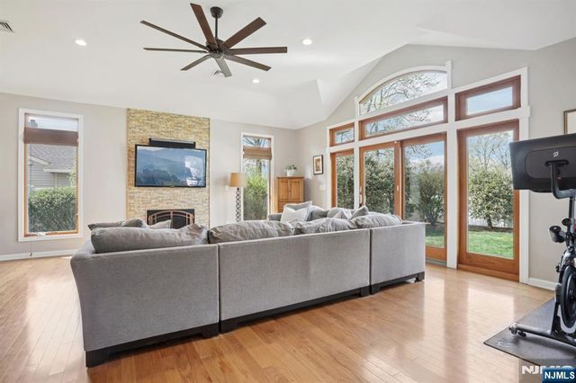 84 Westland Road, Cedar Grove, NJ 07009