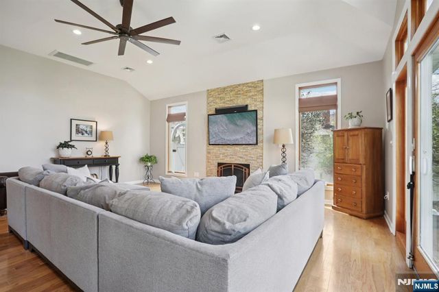 84 Westland Road, Cedar Grove, NJ 07009