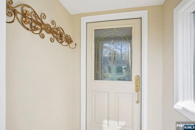 84 Westland Road, Cedar Grove, NJ 07009