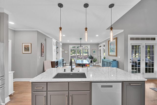 621 Grand Harbor Boulevard, Ninety Six, SC 29666