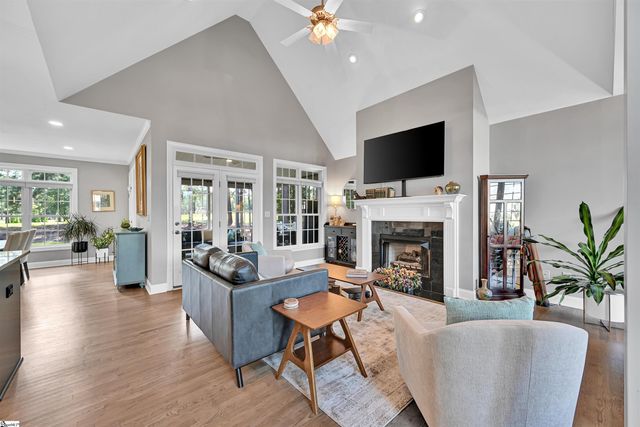 621 Grand Harbor Boulevard, Ninety Six, SC 29666