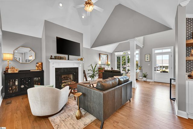 621 Grand Harbor Boulevard, Ninety Six, SC 29666