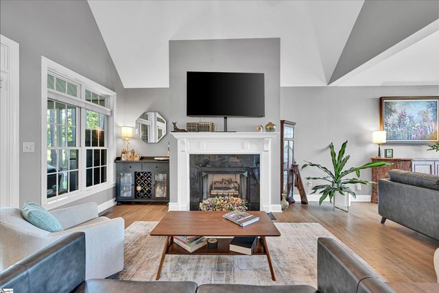 621 Grand Harbor Boulevard, Ninety Six, SC 29666