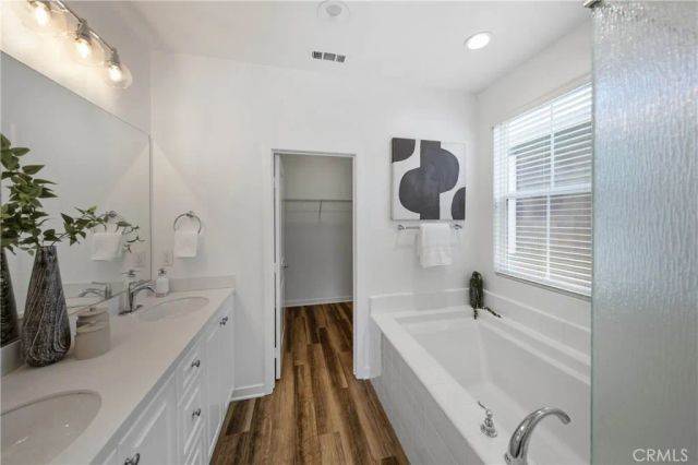 385 N Avelina Way, Anaheim, CA 92805