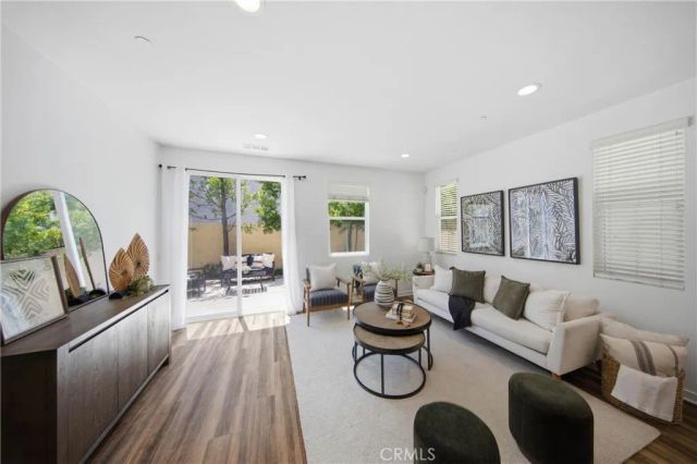 385 N Avelina Way, Anaheim, CA 92805