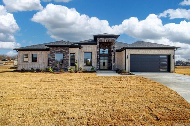 1015 Black Bass Court, Jacksonville, AR 72076