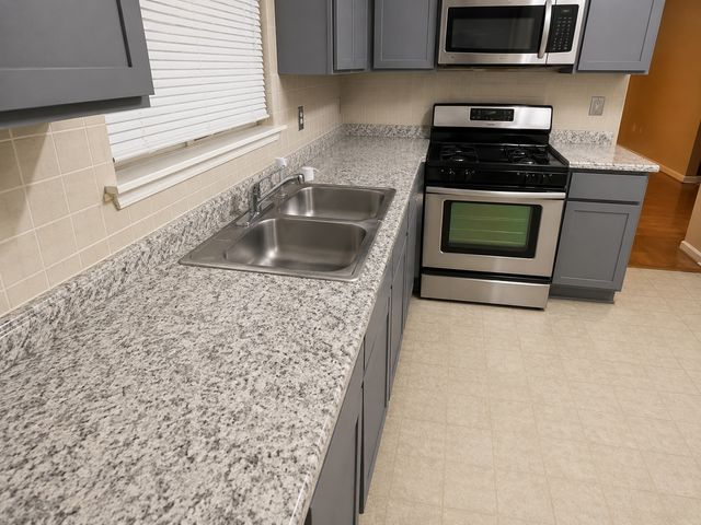 1249 S Wellington Court S 1249, Buffalo Grove, IL 60089
