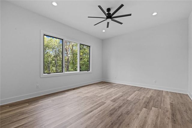 66 Glyndebourne Drive, Bella Vista, AR 72714