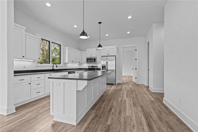 66 Glyndebourne Drive, Bella Vista, AR 72714