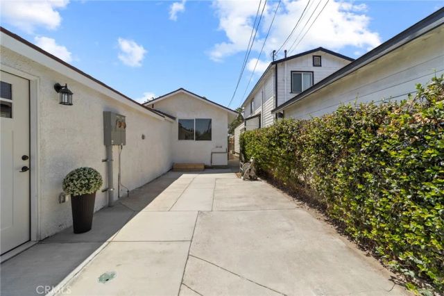 308 N Pasadena Avenue, Azusa, CA 91702