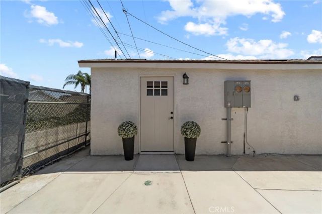 308 N Pasadena Avenue, Azusa, CA 91702