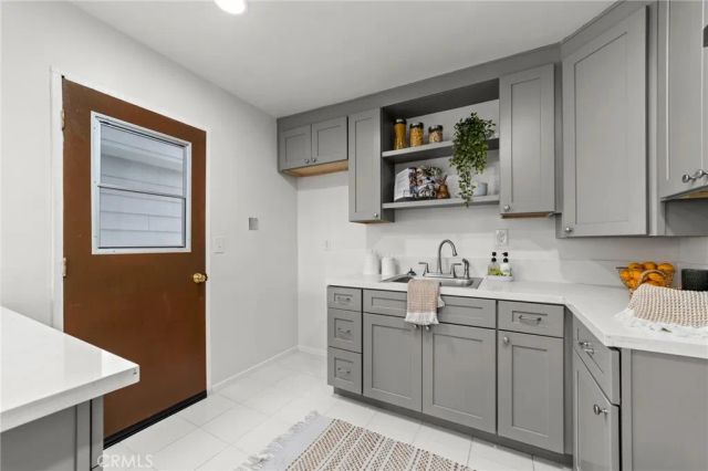 308 N Pasadena Avenue, Azusa, CA 91702