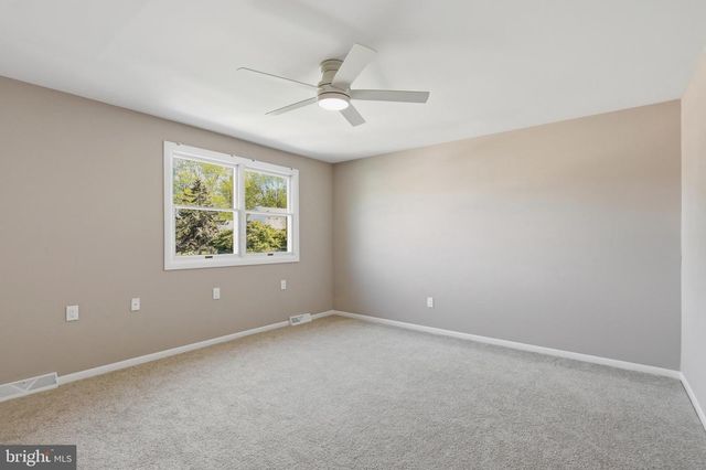 1304 STURBRIDGE DR, Warminster, PA 18974