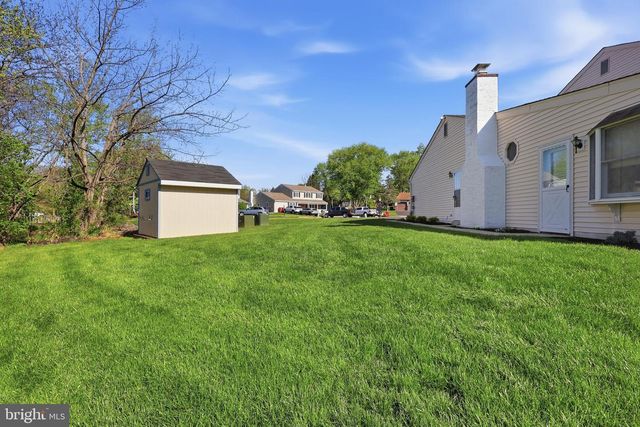 1304 STURBRIDGE DR, Warminster, PA 18974