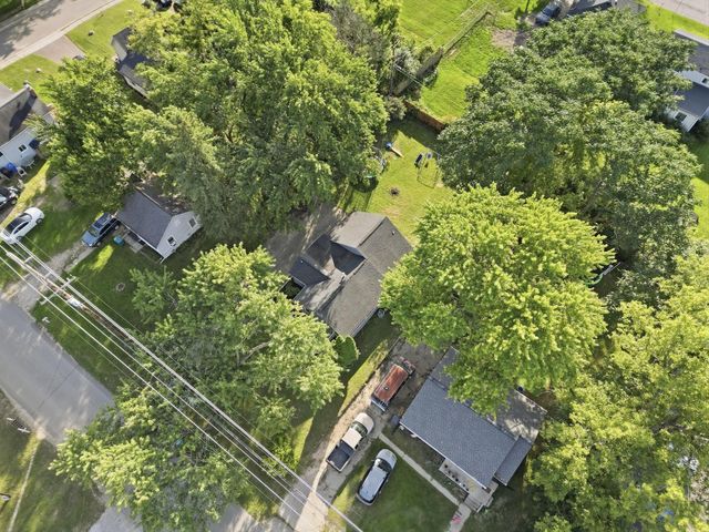 230 S National Street, Howell, MI 48843