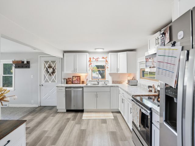 230 S National Street, Howell, MI 48843