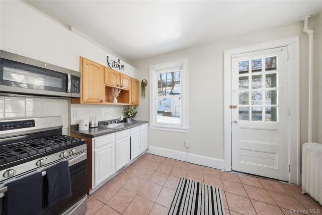 29 Beacon Street, Middletown, NY 10940