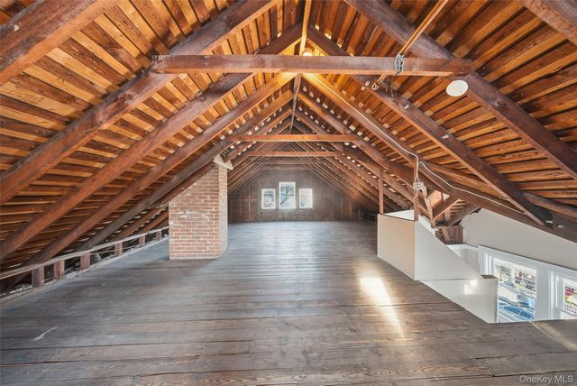 29 Beacon Street, Middletown, NY 10940