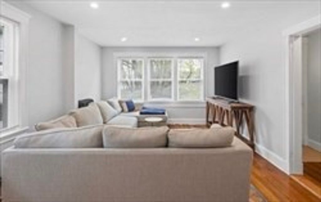 79 Lenoxdale Avenue 2, Boston, MA 02124