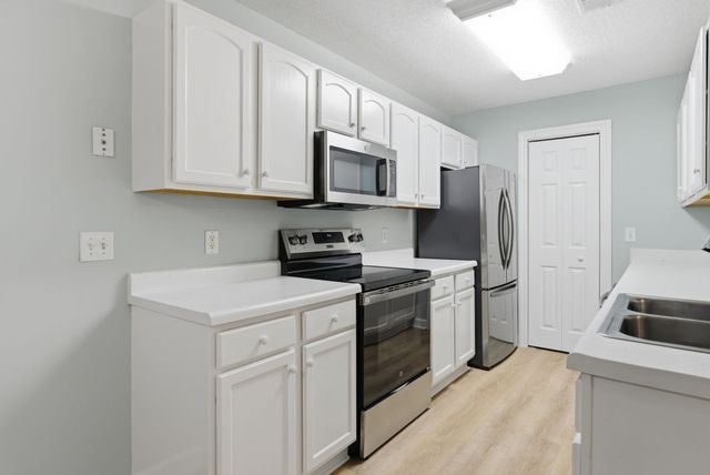 4390 Daphne Ln Unit D, Murrells Inlet, SC 29576