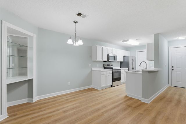 4390 Daphne Ln Unit D, Murrells Inlet, SC 29576