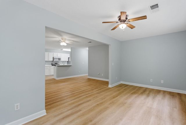 4390 Daphne Ln Unit D, Murrells Inlet, SC 29576