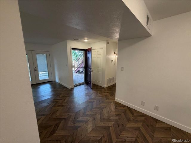 5300 E Cherry Creek South Dr 112, Denver, CO 80246