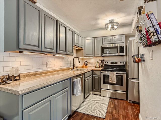 5300 E Cherry Creek South Dr 112, Denver, CO 80246