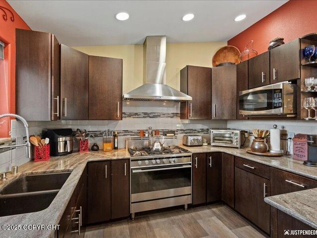 3872 N Charley Drive, Wasilla, AK 99654