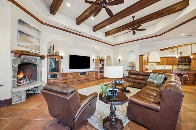 21538 Mueschke Road, Tomball, TX 77377