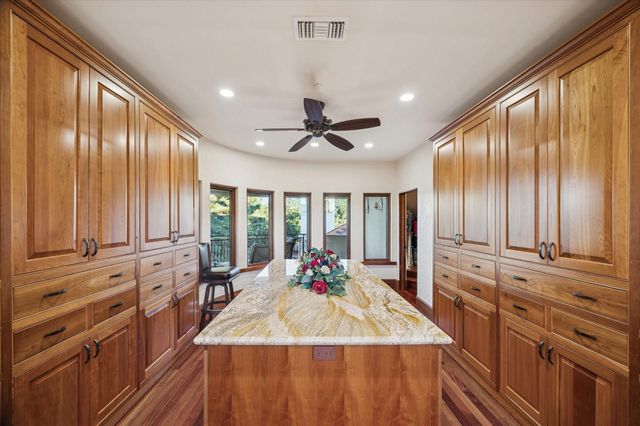 21538 Mueschke Road, Tomball, TX 77377