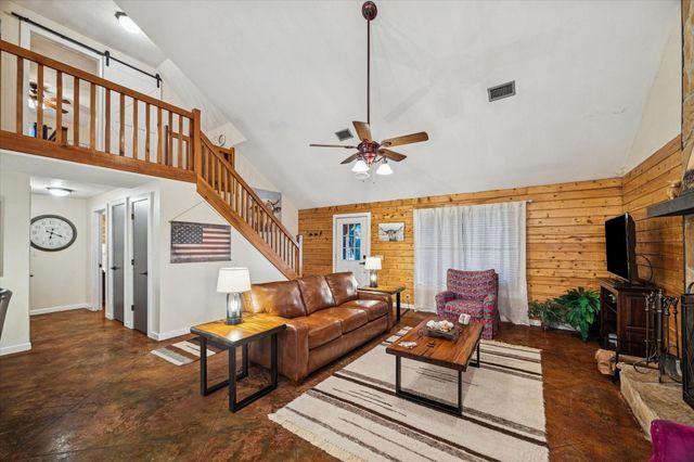 21538 Mueschke Road, Tomball, TX 77377