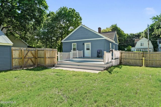 17 Wilmarth Street, Scotia, NY 12302